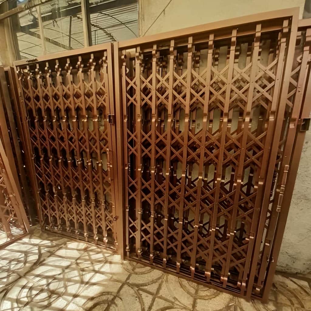 فروش حفاظ پشت درب آکاردئونی مقاوم در اراک