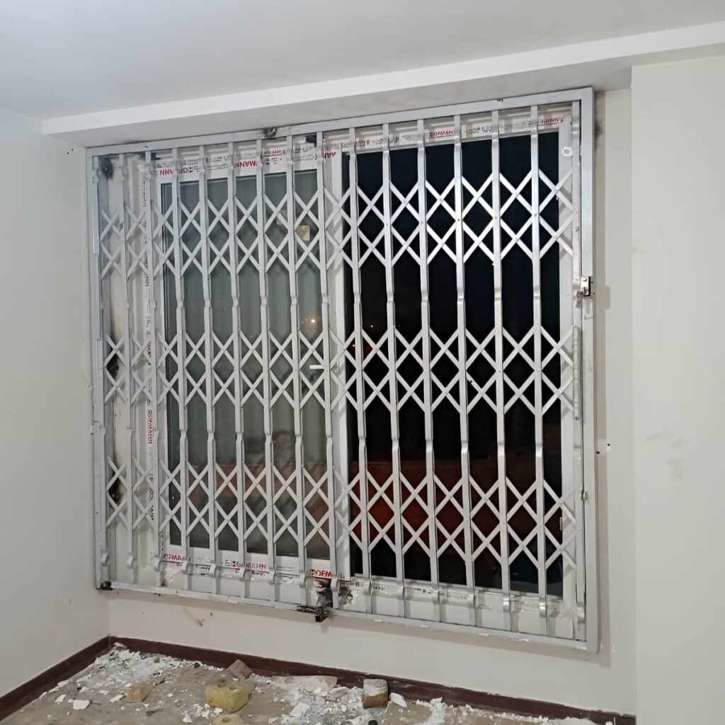 خرید حفاظ پشت درب آکاردئونی دوگل در بوشهر