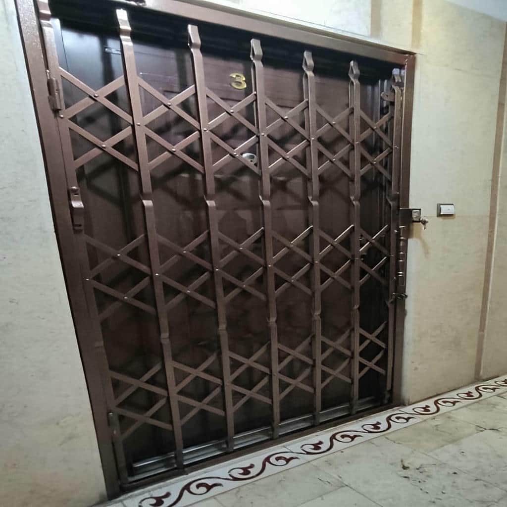 خرید حفاظ پشت درب آکاردئونی دوگل در نسیم شهر