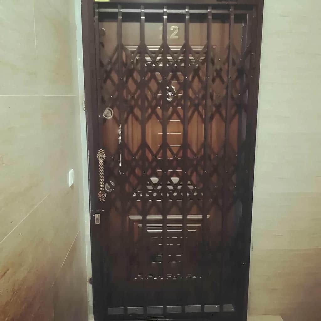 خرید حفاظ پشت درب آکاردئونی دوگل در زاهدان