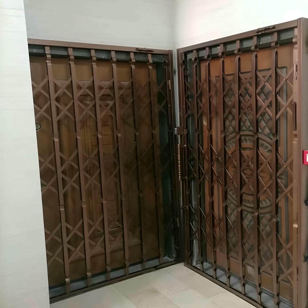 فروش حفاظ پشت درب آکاردئونی پروفیلی در اصفهان