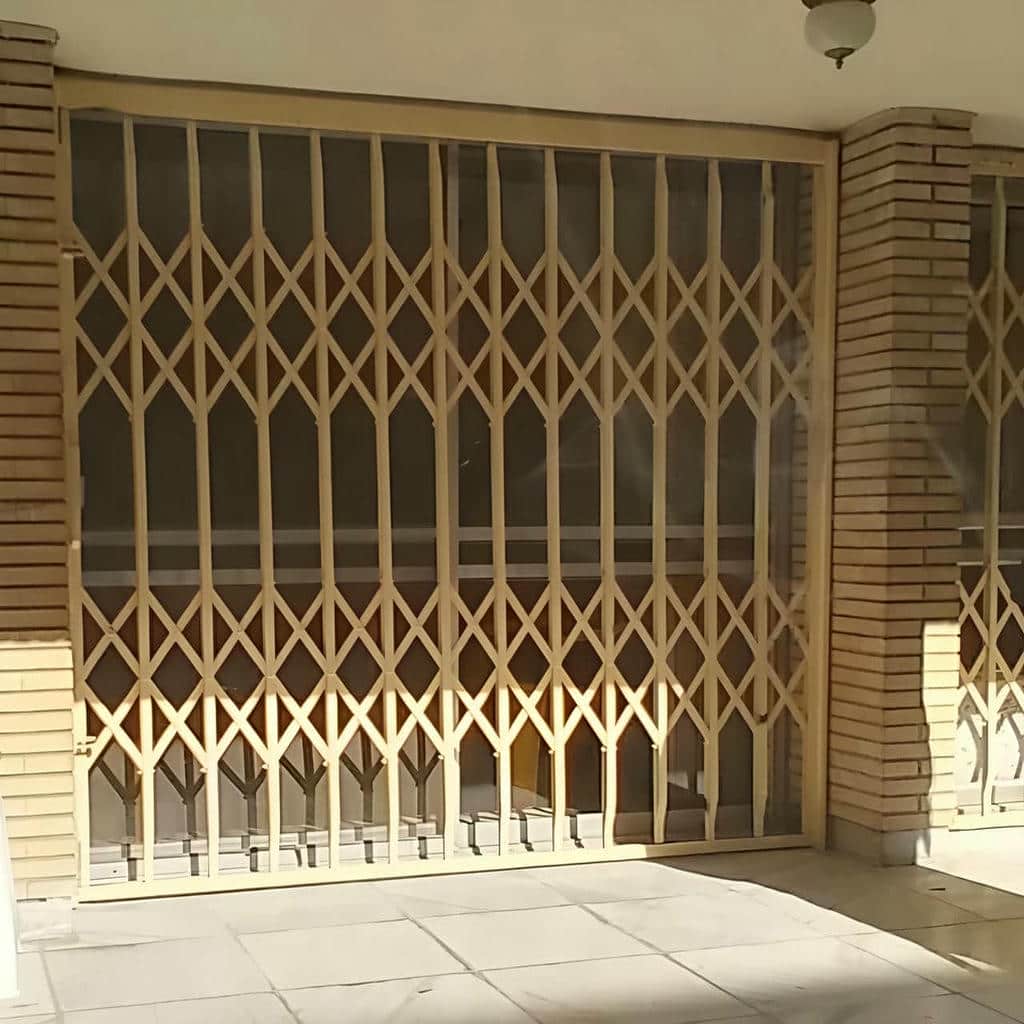 خرید حفاظ پشت درب آکاردئونی دوگل در دماوند