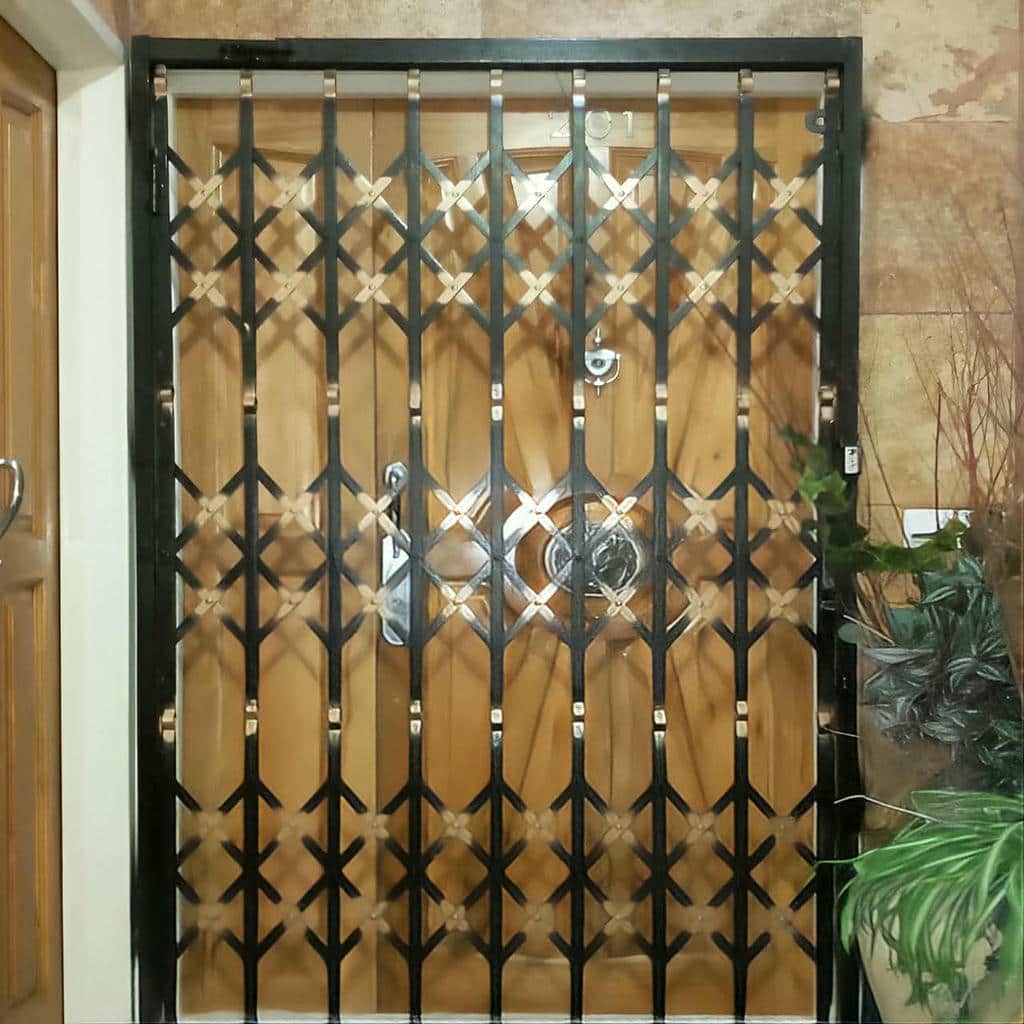 خرید حفاظ پشت درب آکاردئونی دوگل در قشم