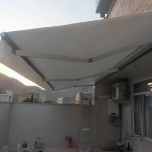 سایبان برقی اتوماتیک در بومهن
