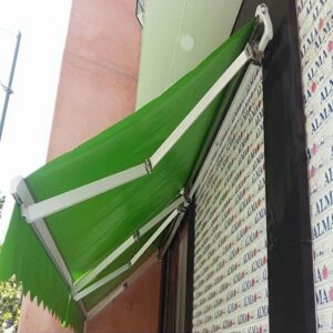 سایبان برقی اتوماتیک در سنندج