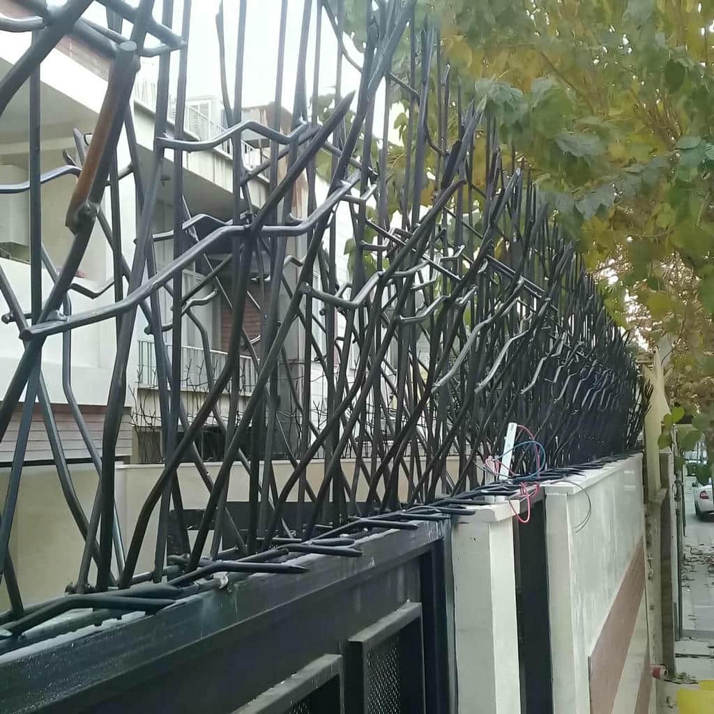 فروش حفاظ شاخ گوزنی دیوار حیاط در زاهدان