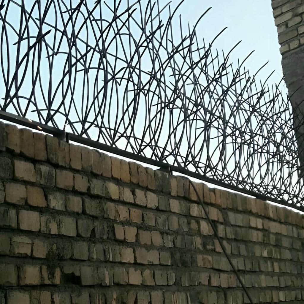 نصب حفاظ شاخ گوزنی طراحی بازدارنده در استان گلستان