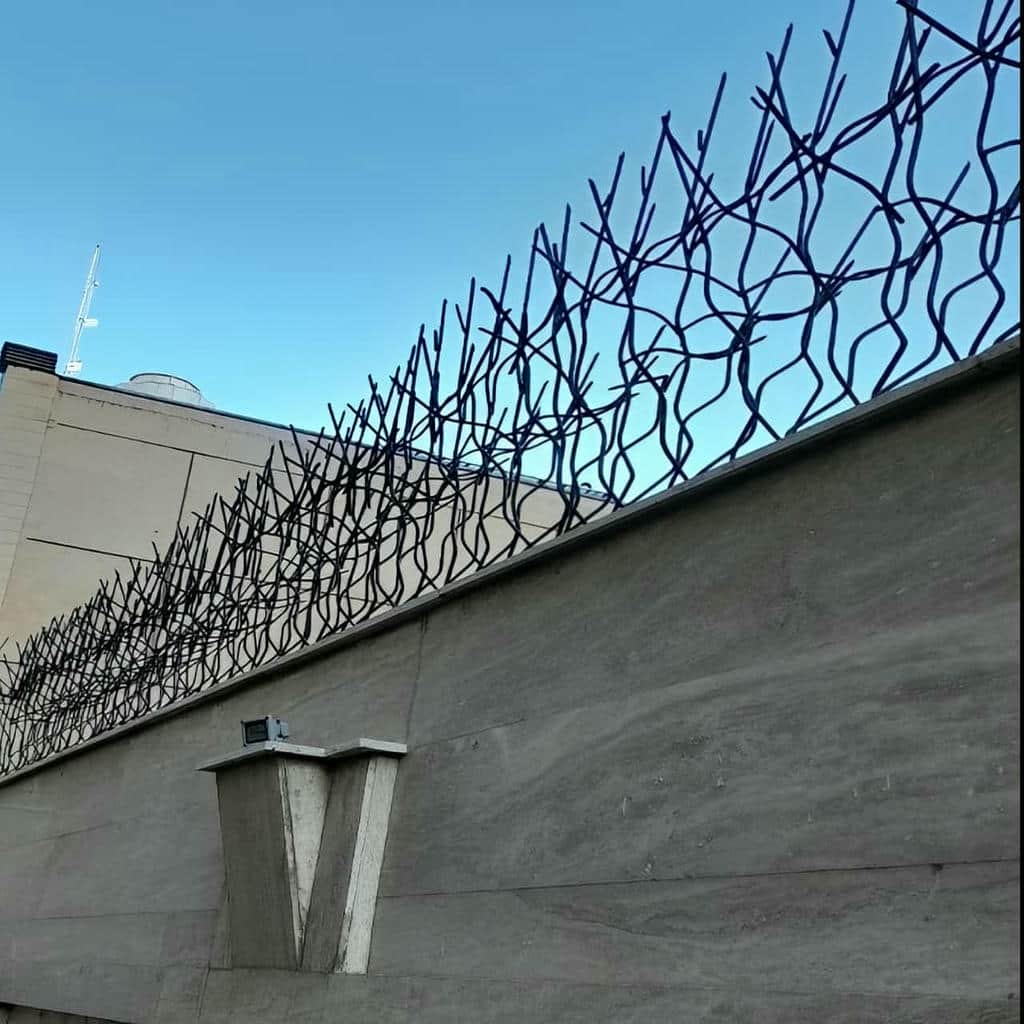 نصب حفاظ شاخ گوزنی طراحی بازدارنده در سبزوار
