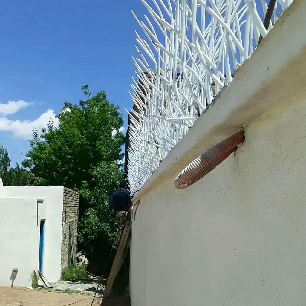 خرید حفاظ شاخ گوزنی دیوار حیاط در کردان