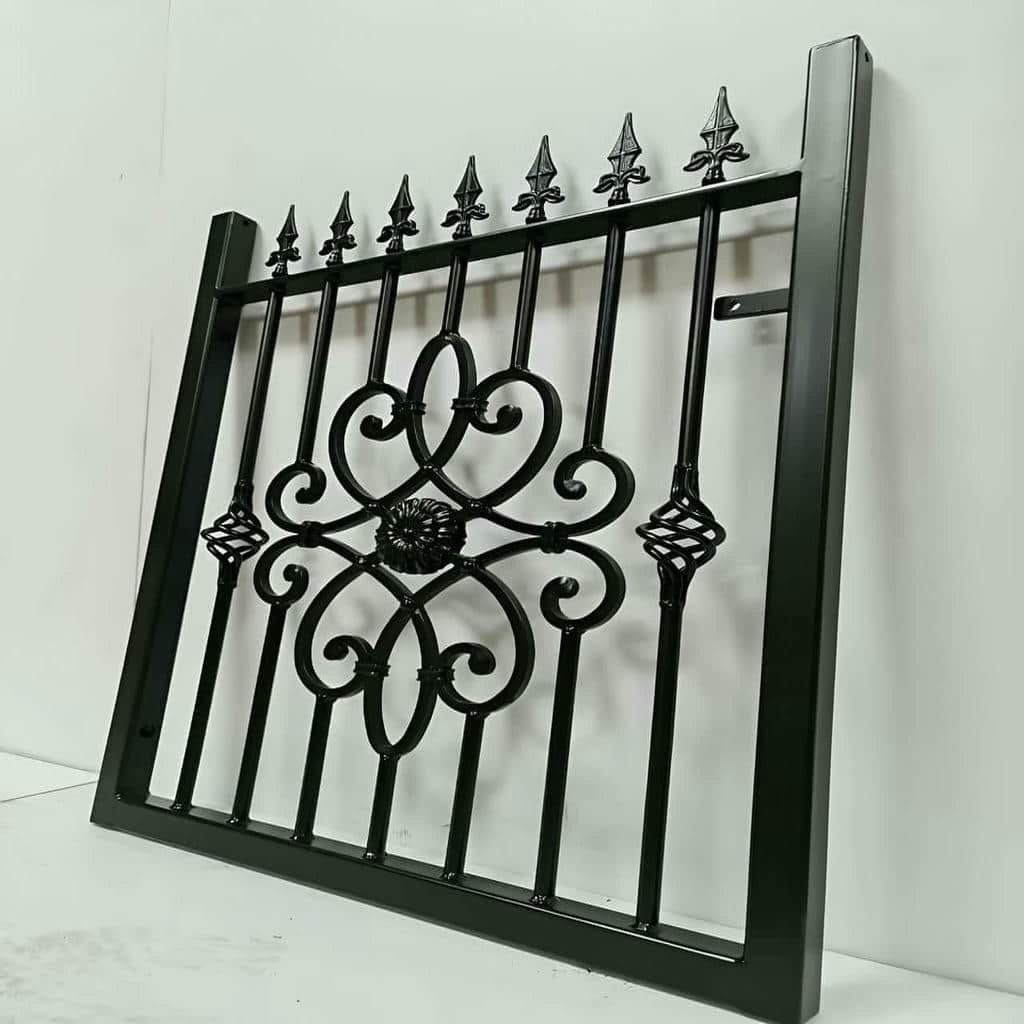 حفاظ پنجره در نوشهر