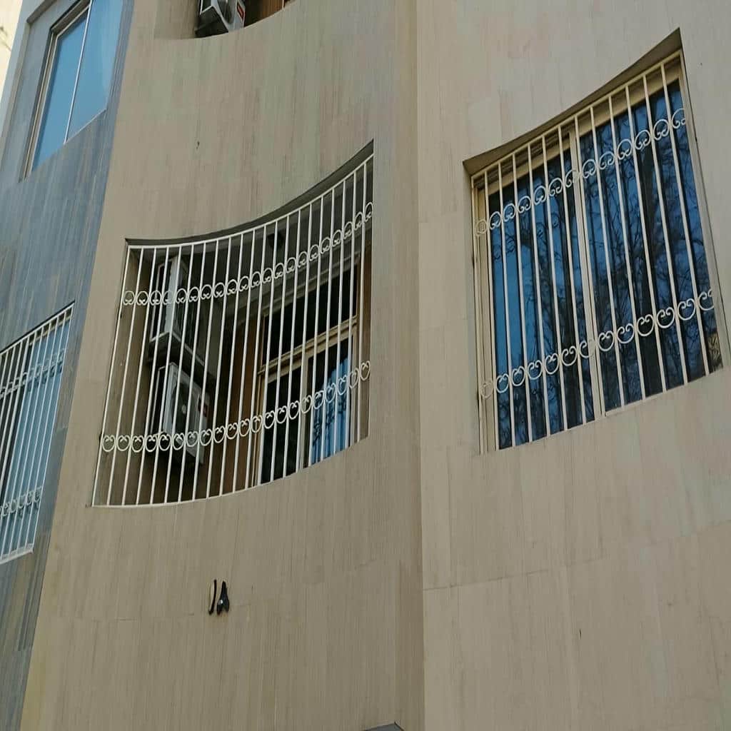نصب حفاظ پنجره فرفورژه در فردیس کرج