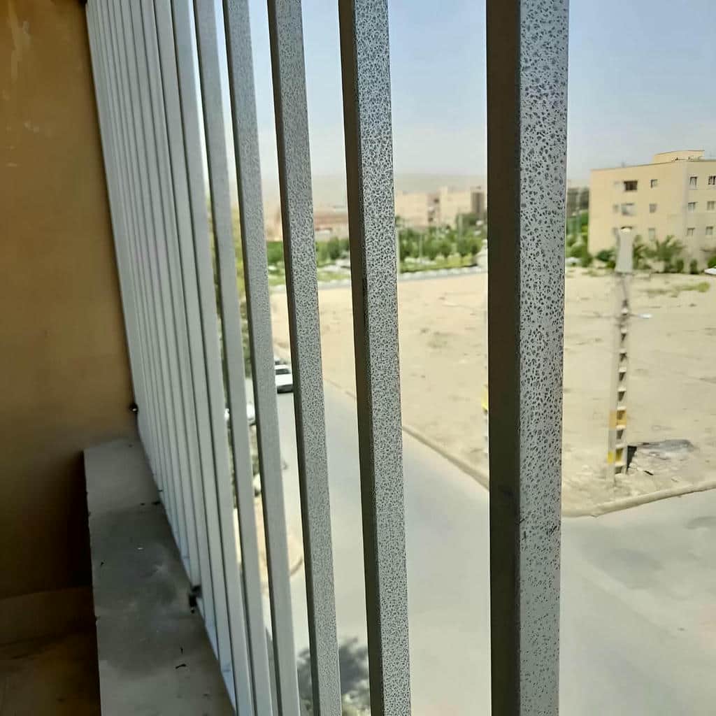 فروش حفاظ پنجره بازشو در آبسرد
