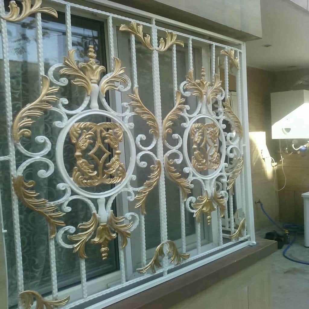 حفاظ پنجره در پردیس