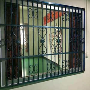 حفاظ پنجره در تبریز