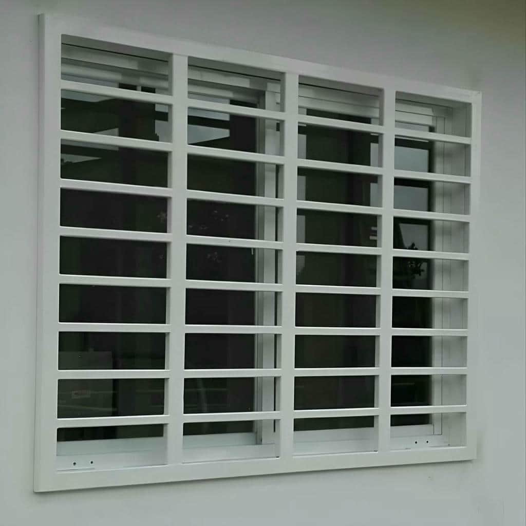 نصب حفاظ پنجره فرفورژه در سیرجان