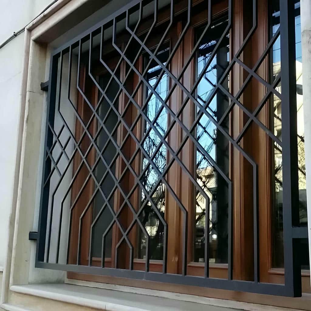 حفاظ پنجره در بجنورد