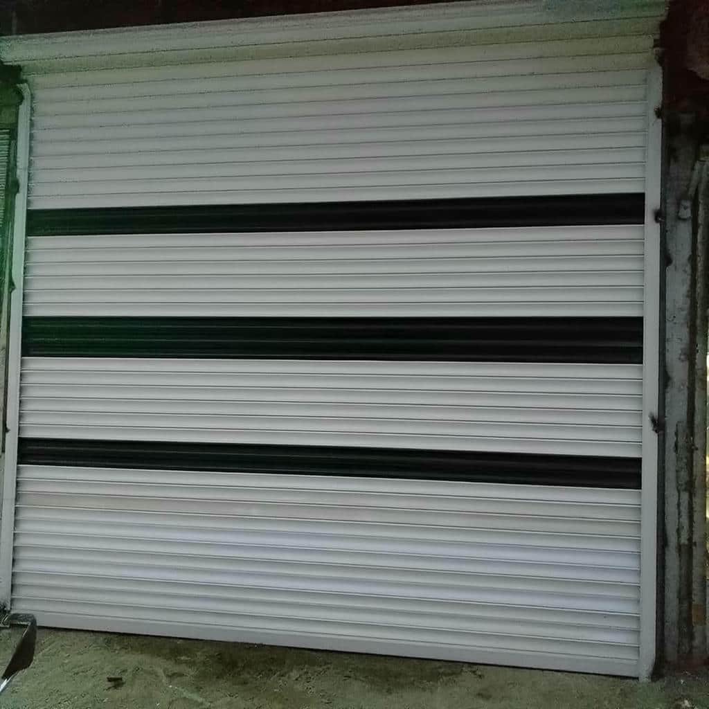 نصب کرکره برقی اتوماتیک فروشگاه در اراک