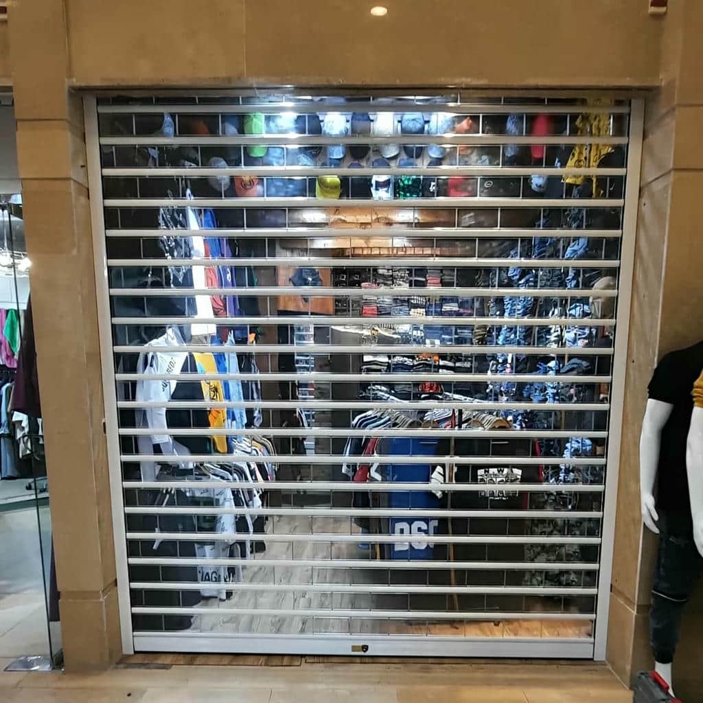 نصب کرکره برقی اتوماتیک فروشگاه در بجنورد