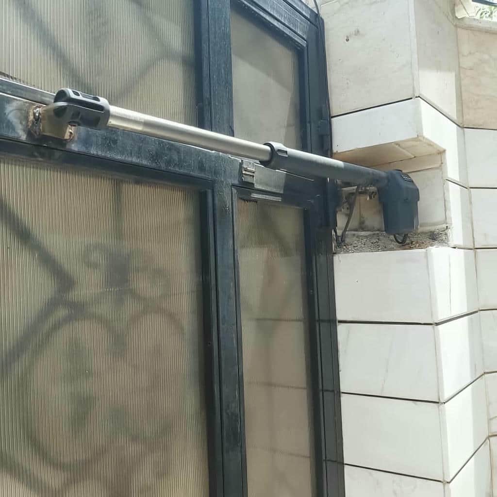 جک درب پارکینگ اتوماتیک در سیرجان