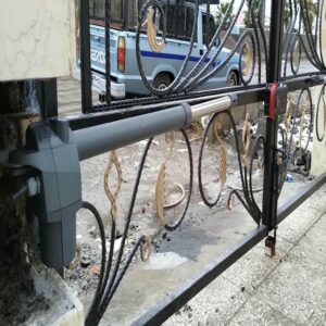 جک درب پارکینگ اتوماتیک در قائمشهر