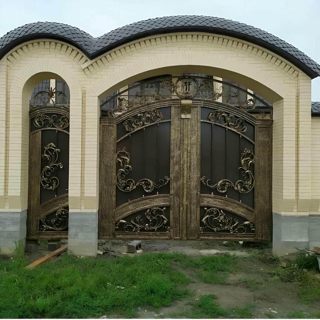 نصب درب حیاط ویلایی مدرن در بندر انزلی