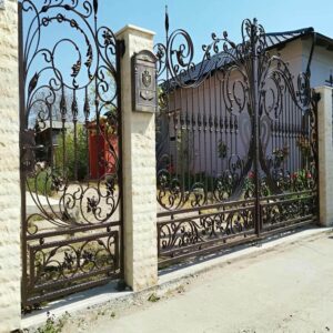 درب حیاط فلزی ویلایی در مشهد