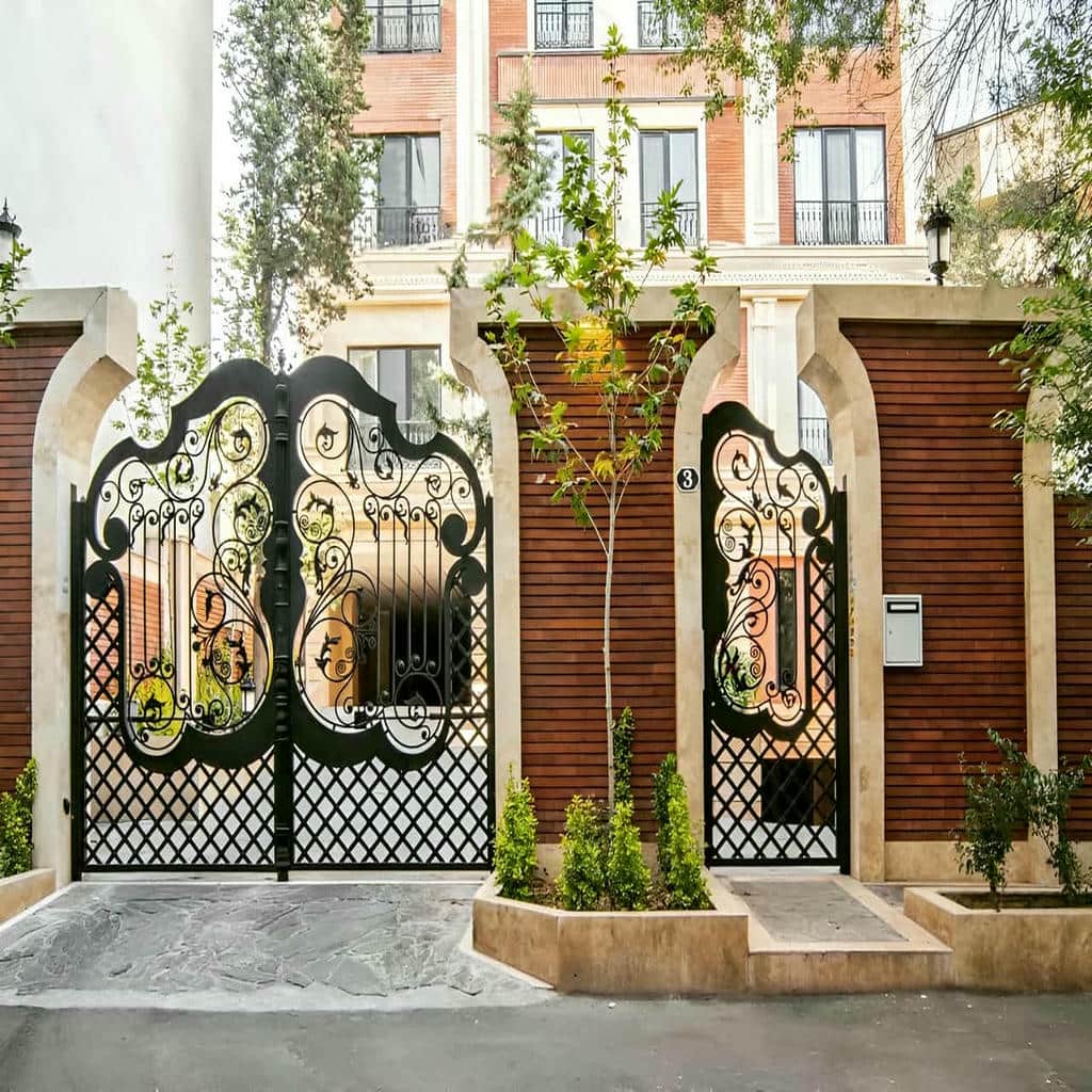 خرید درب حیاط فلزی ویلایی ساده در دماوند