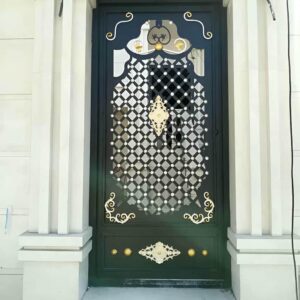 درب حیاط ویلایی در سنندج