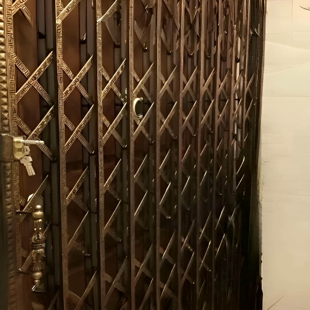 درب آکاردئونی با ریل روان فلزی