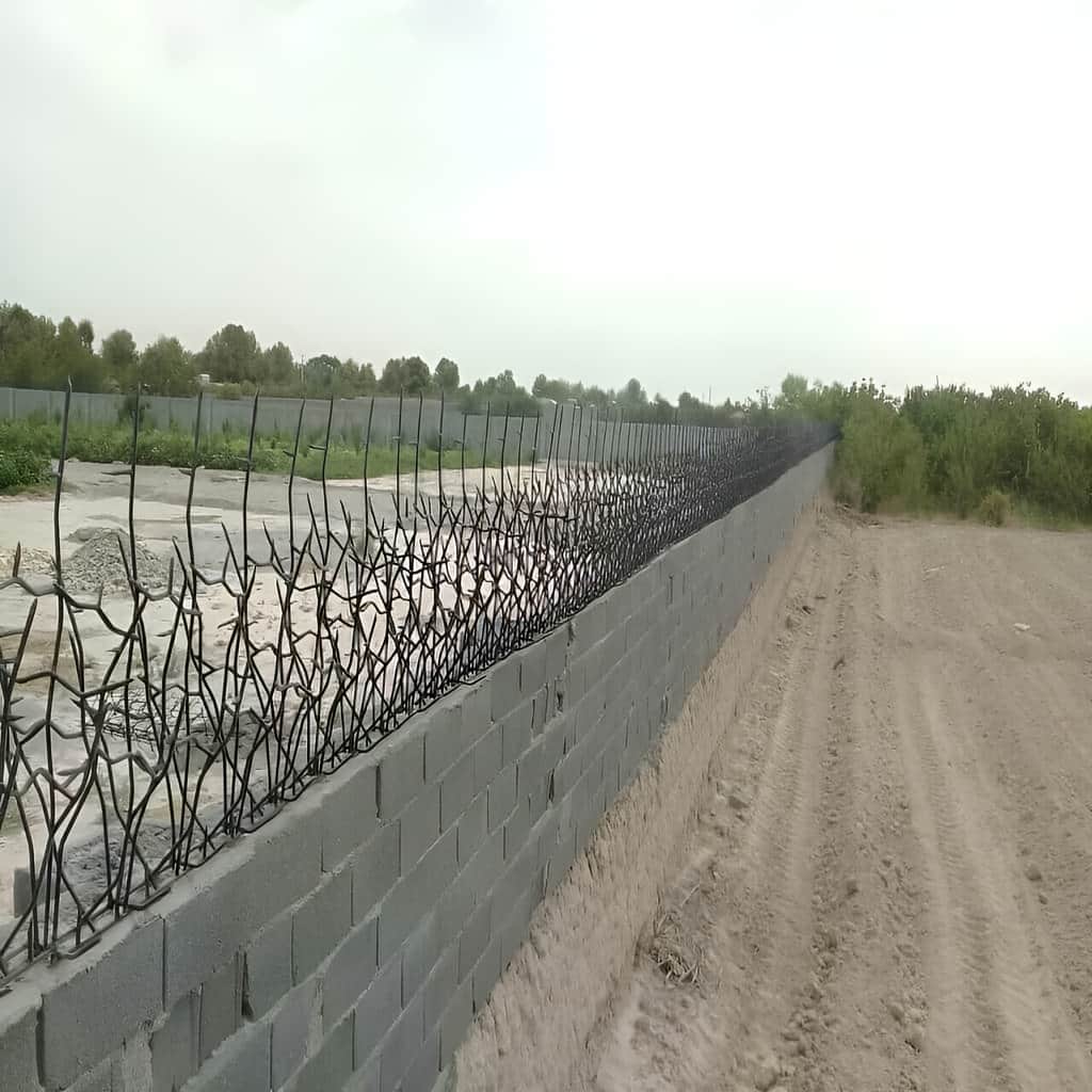 حفاظ شاخ گوزنی با نصب محکم روی دیوار