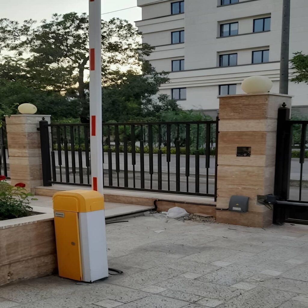 سفارش راهبند پارکینگ با تگ RFID