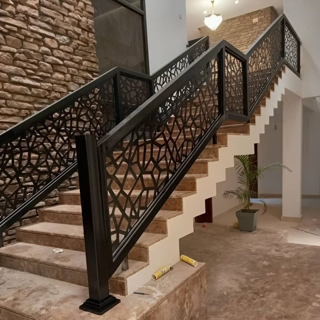 نرده لیزری با رنگ الکترواستاتیک کوره ای