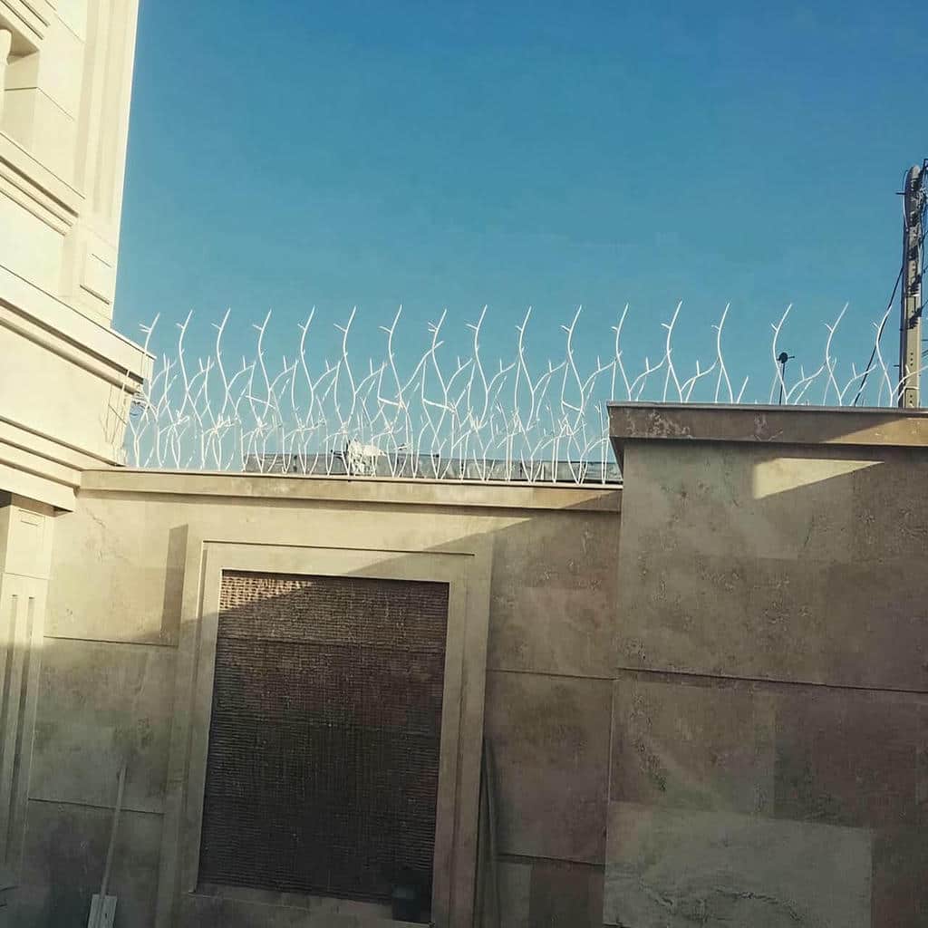 حفاظ شاخ گوزنی خاردار با میلگرد مقاوم