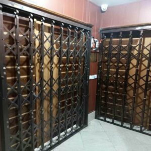 6 طرح حفاظ پشت درب آپارتمان ریلی