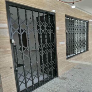 14 طرح درب آکاردئونی تسمه پهن آهنی