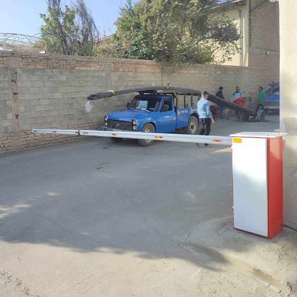 نصب راهبند بازویی LED دار با سیم کشی محافظت شده