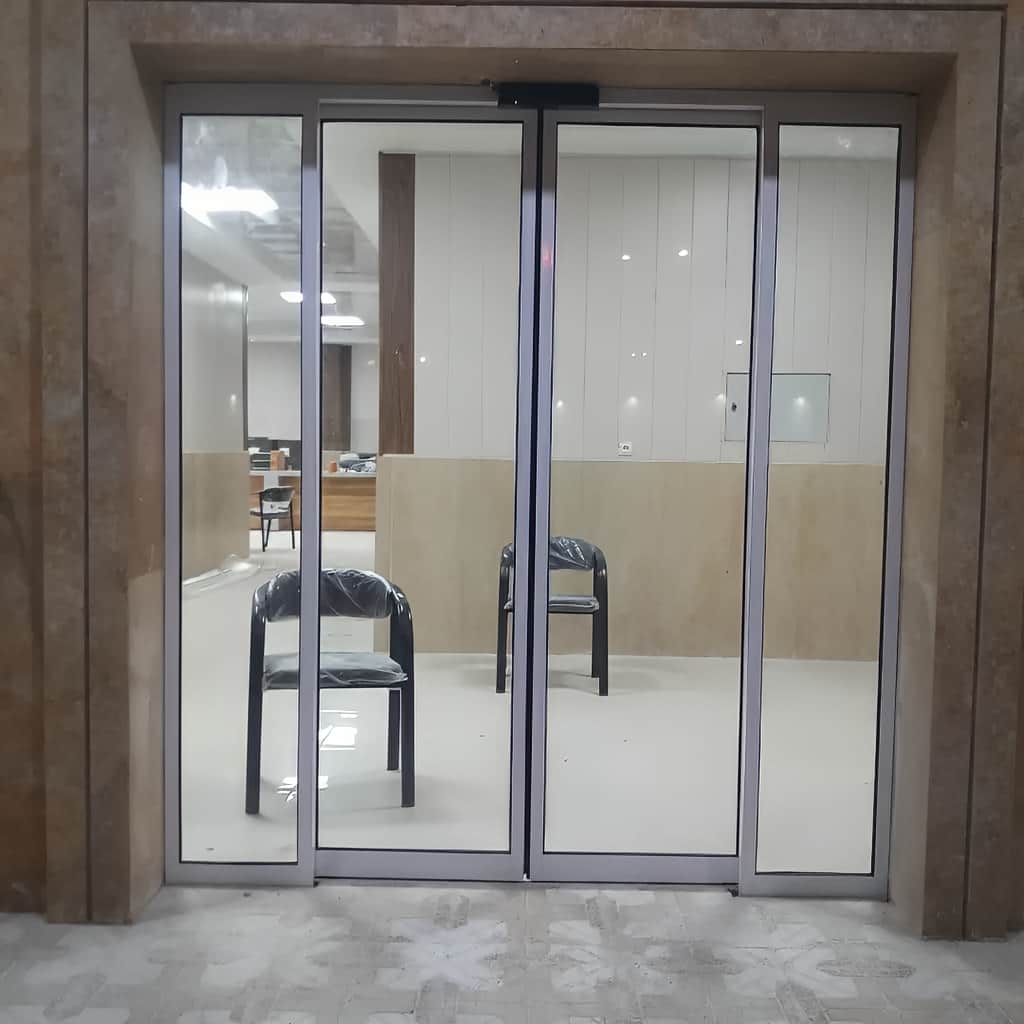 سفارش درب اتوماتیک کشویی دو لت بر اساس ابعاد دهانه