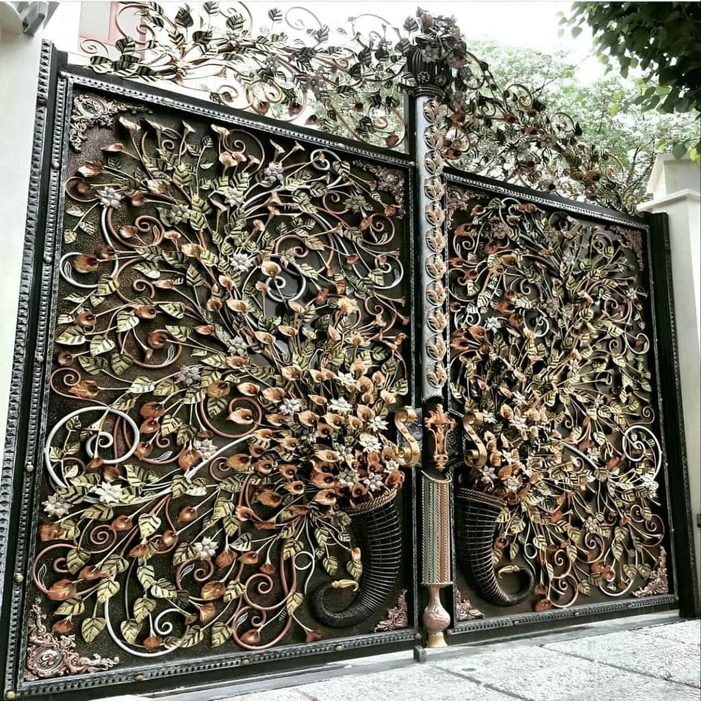 درب پارکینگ دو لنگه عریض لوور با طراحی سفارشی