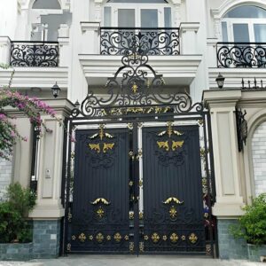6 مدل درب آهنی کلاسیک کتیبه دار