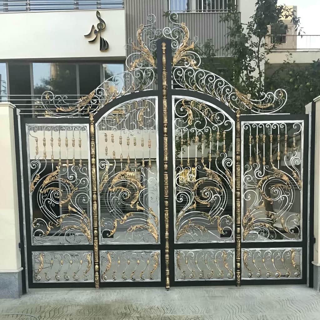 سفارش درب پارکینگ ساختمان چند واحدی بر اساس میزان تردد