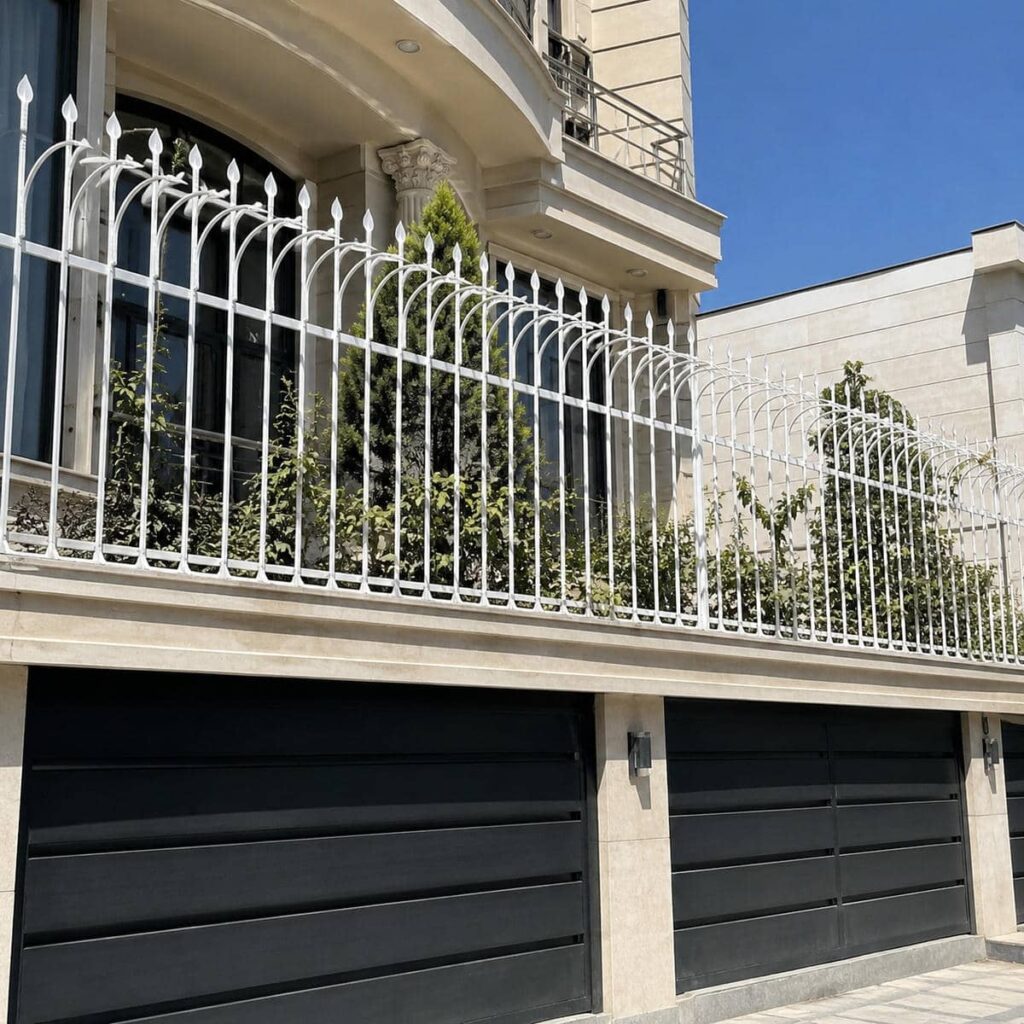 مدل تک ردیفه حفاظ دیوار ویلایی مدرن طرح نیزه