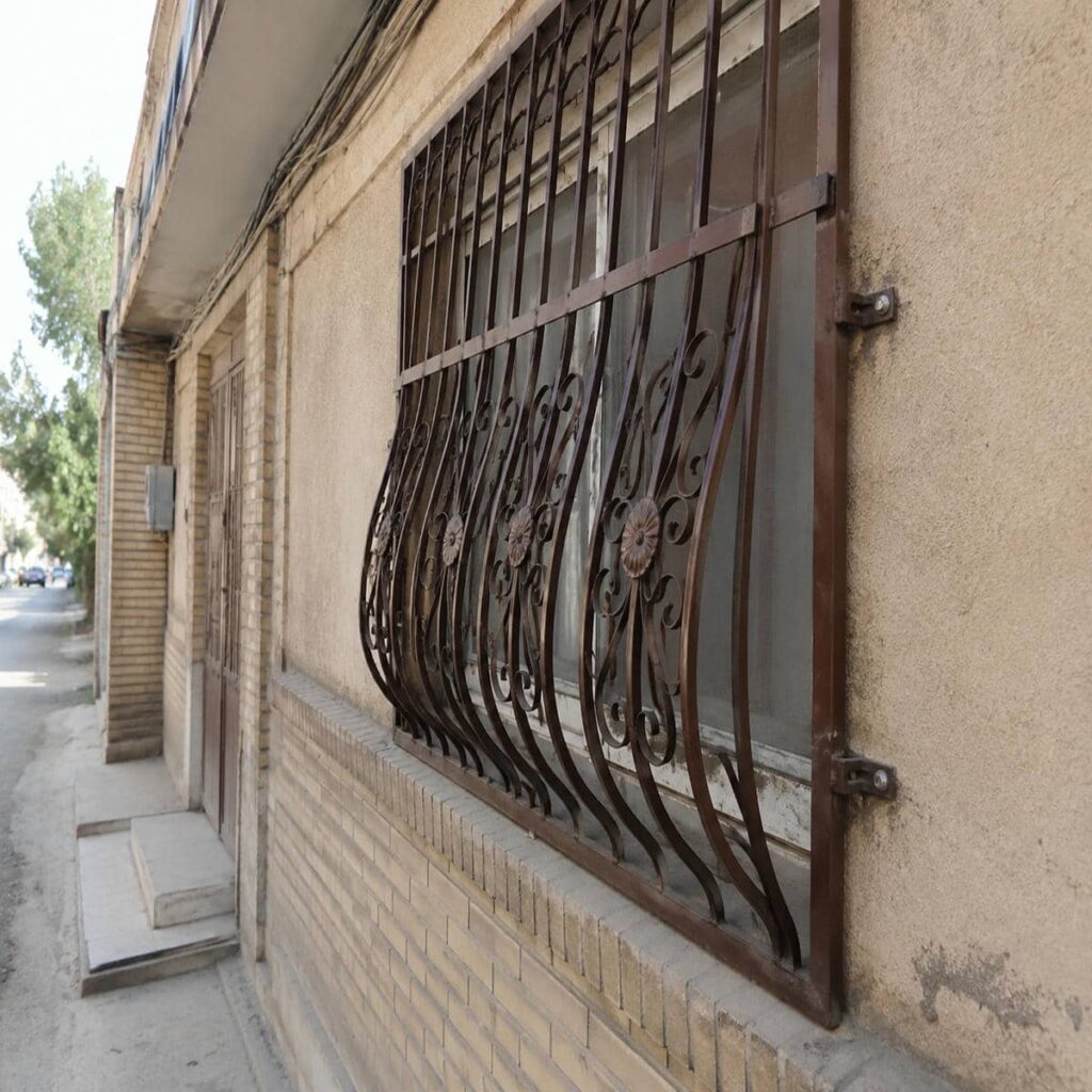 حفاظ پنجره آپارتمان طبقات پایین دوبخشی برای دهانه عریض