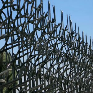 7 مدل حفاظ آبشاری روی دیوار سنگی