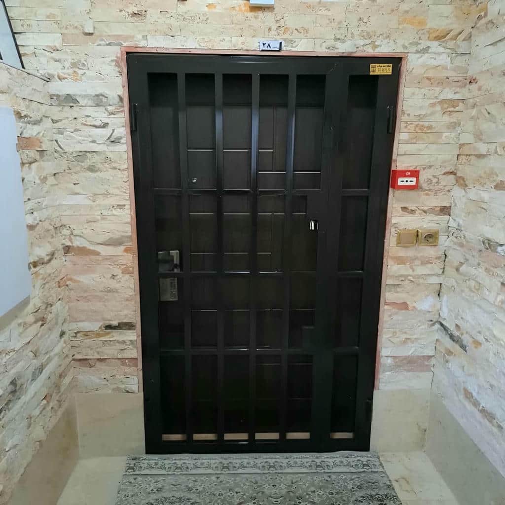 حفاظ ضربدری آکاردئونی فلزی ورودی