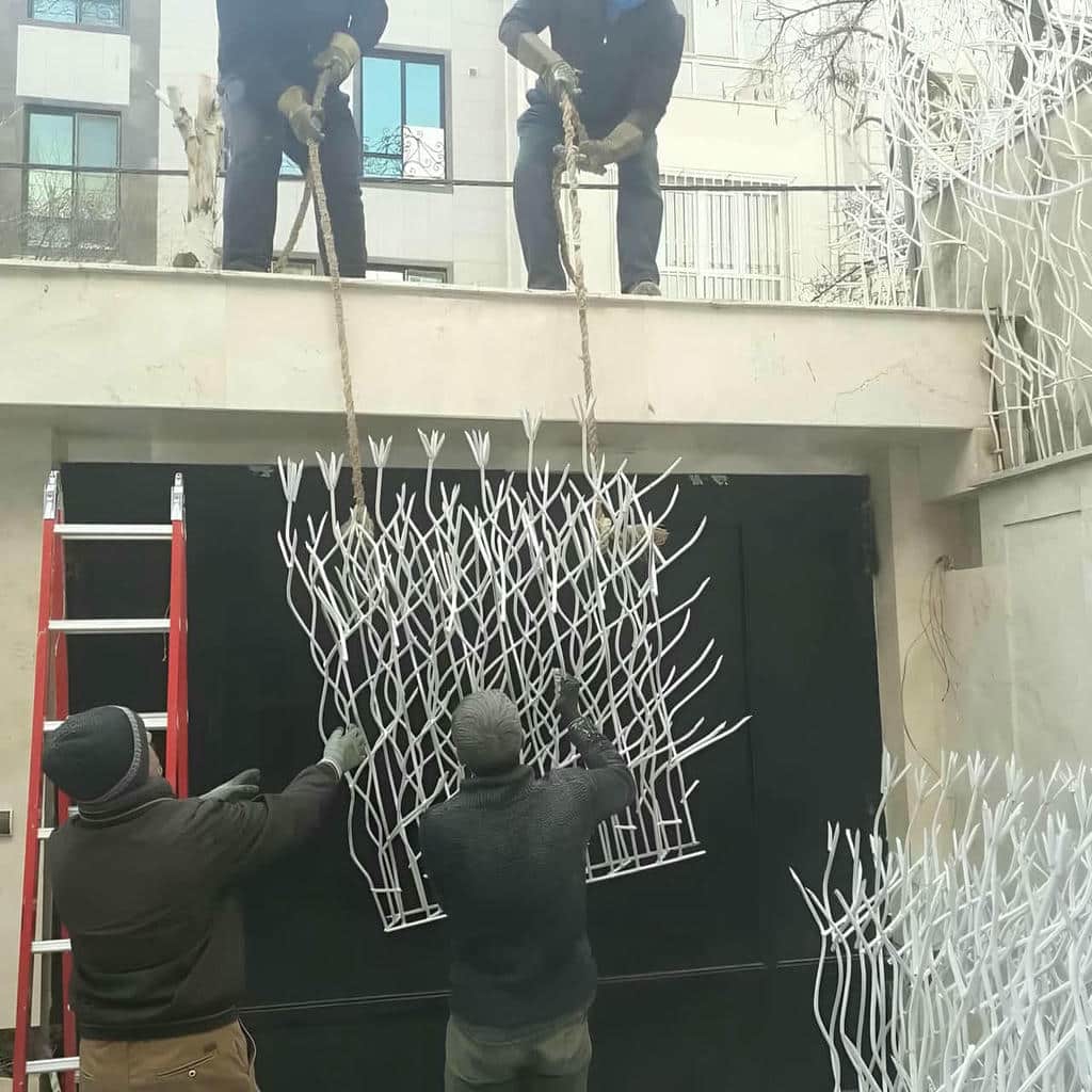 حفاظ فلزی دیوار مدل ساده فلزی
