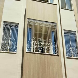 حفاظ پنجره آهنی با جوشکاری تمیز