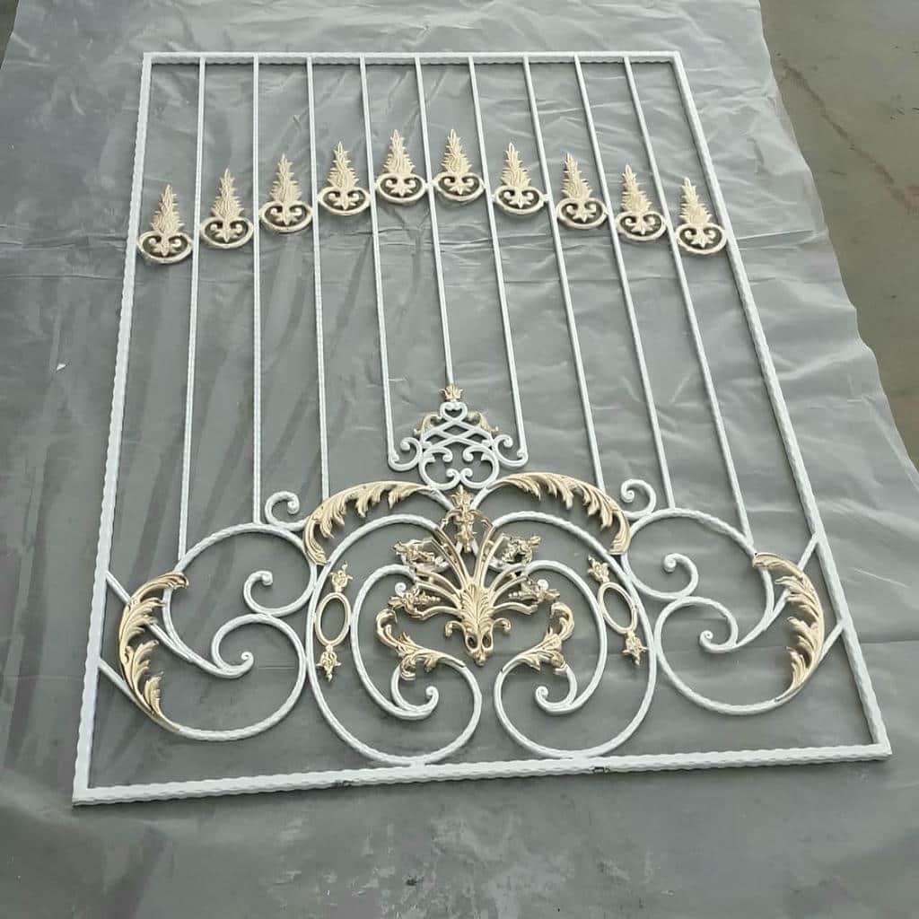 نرده پنجره فرفورژه کلاسیک نرده پنجره فرفورژه کلاسیک