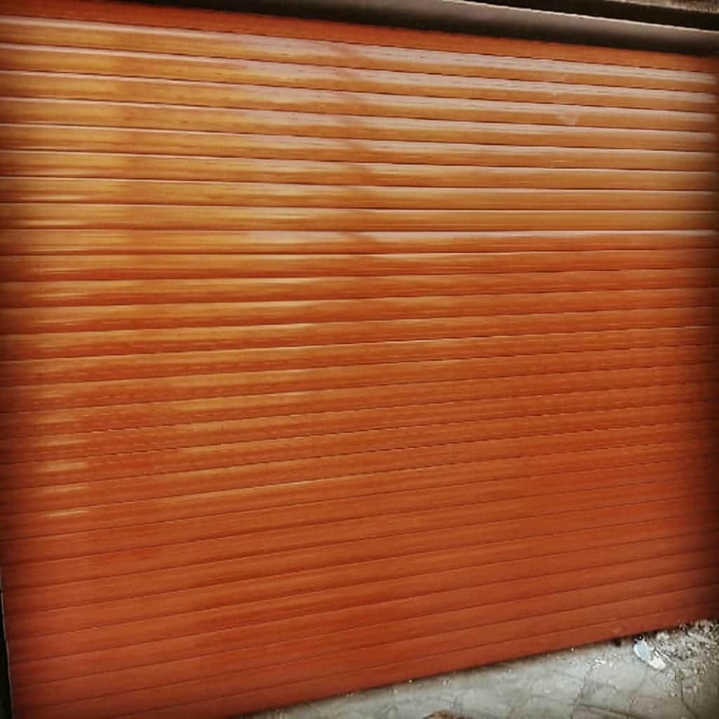 کرکره پارکینگ ورودی خودرو