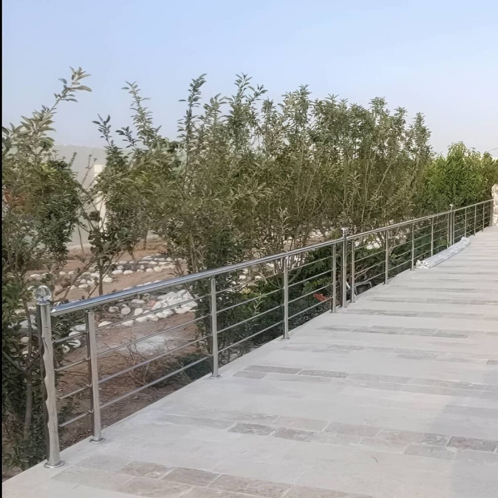 نرده راه پله جوشکاری تمیز