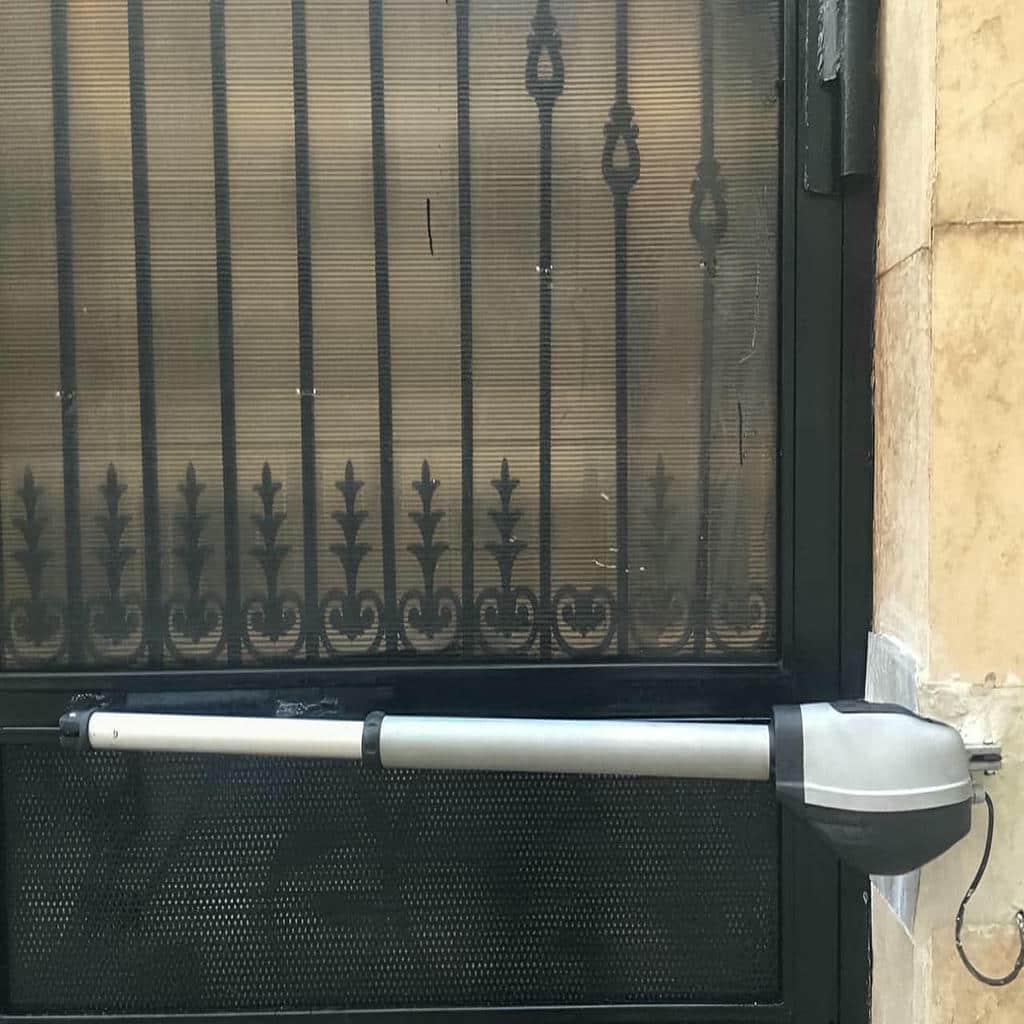 سیستم جک اتوماتیک حیاط